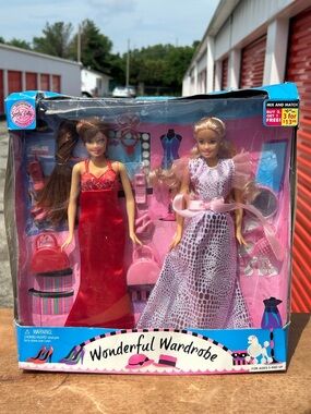 Lovely Patsy Wonderful Wardrobe Dolls 2 Pack Sealed Box Damage